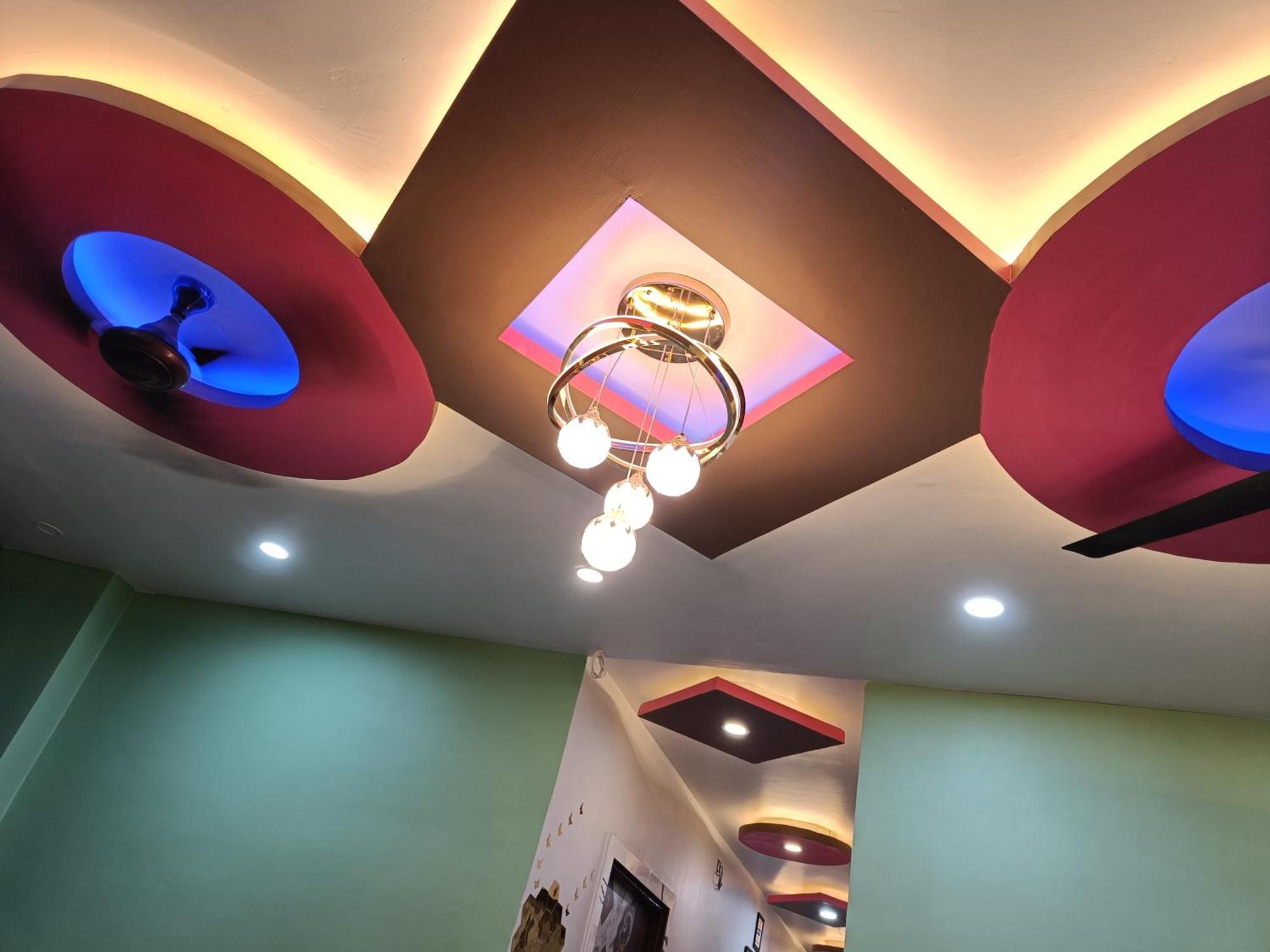Pragya International Hotel Varanasi Luaran gambar
