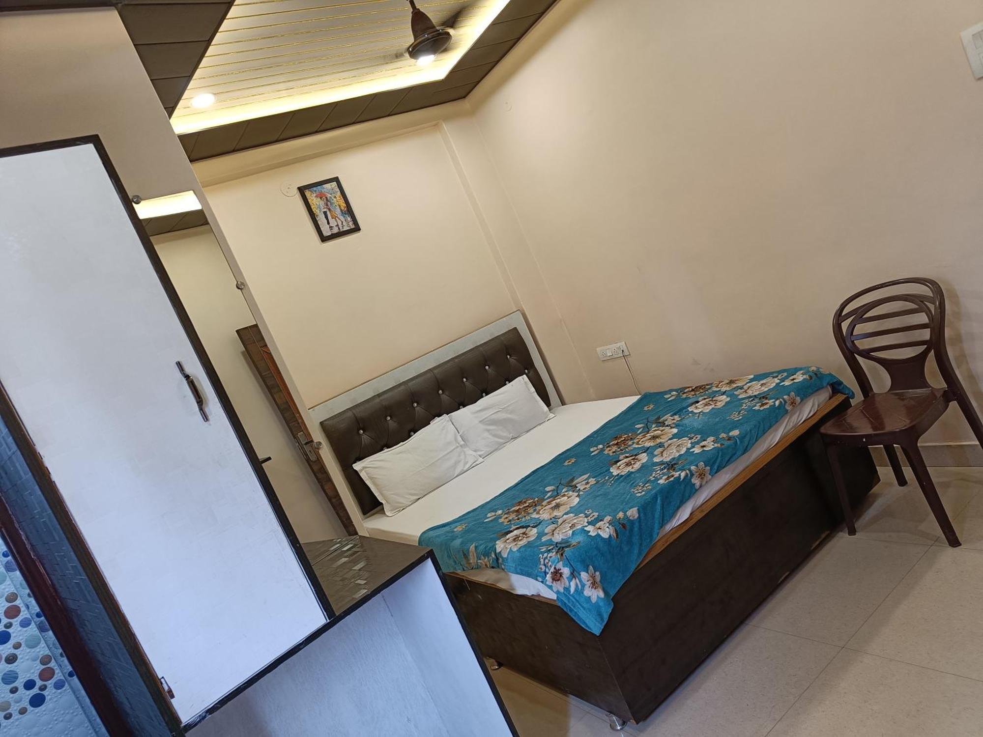 Pragya International Hotel Varanasi Luaran gambar