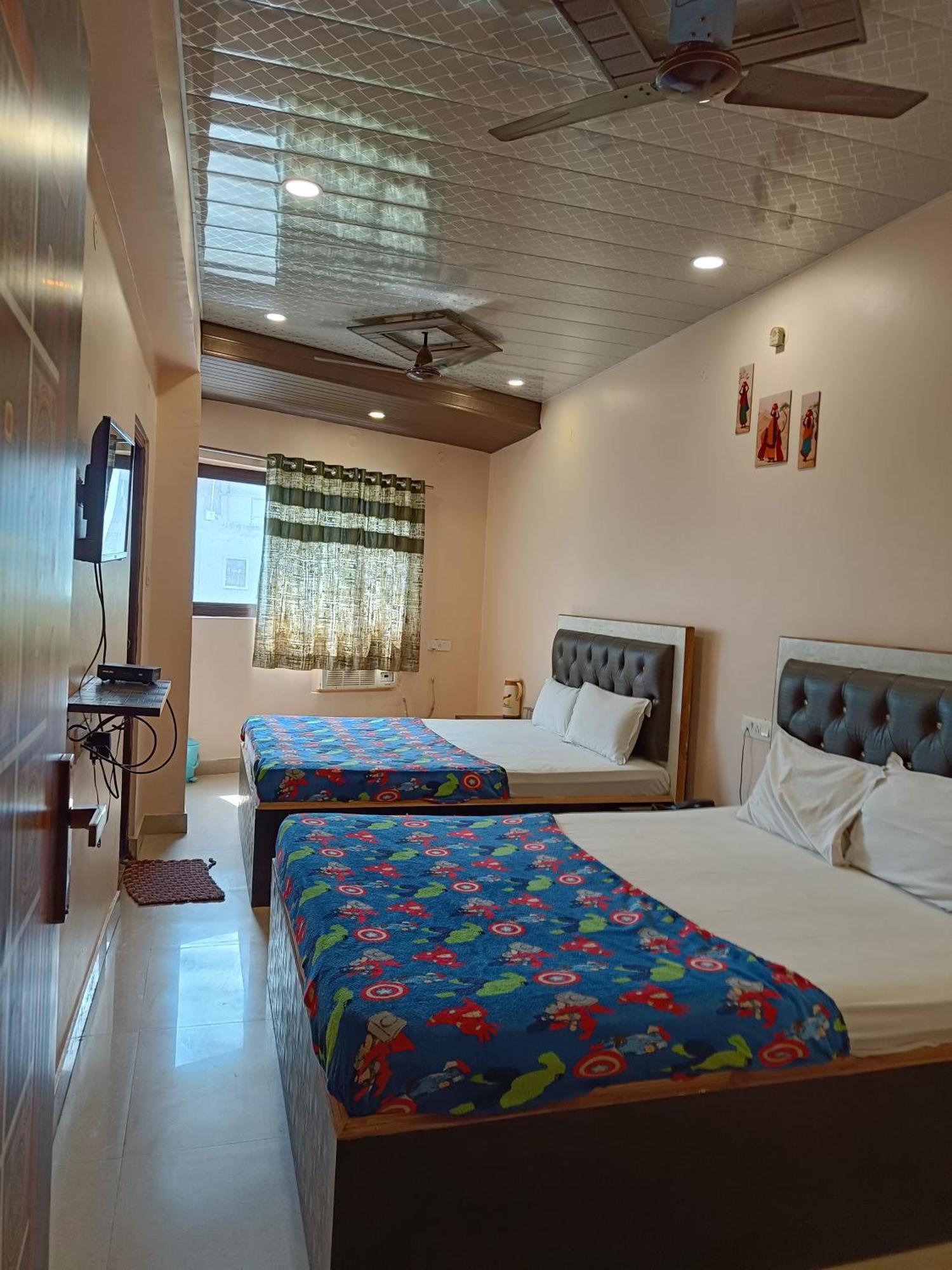 Pragya International Hotel Varanasi Luaran gambar