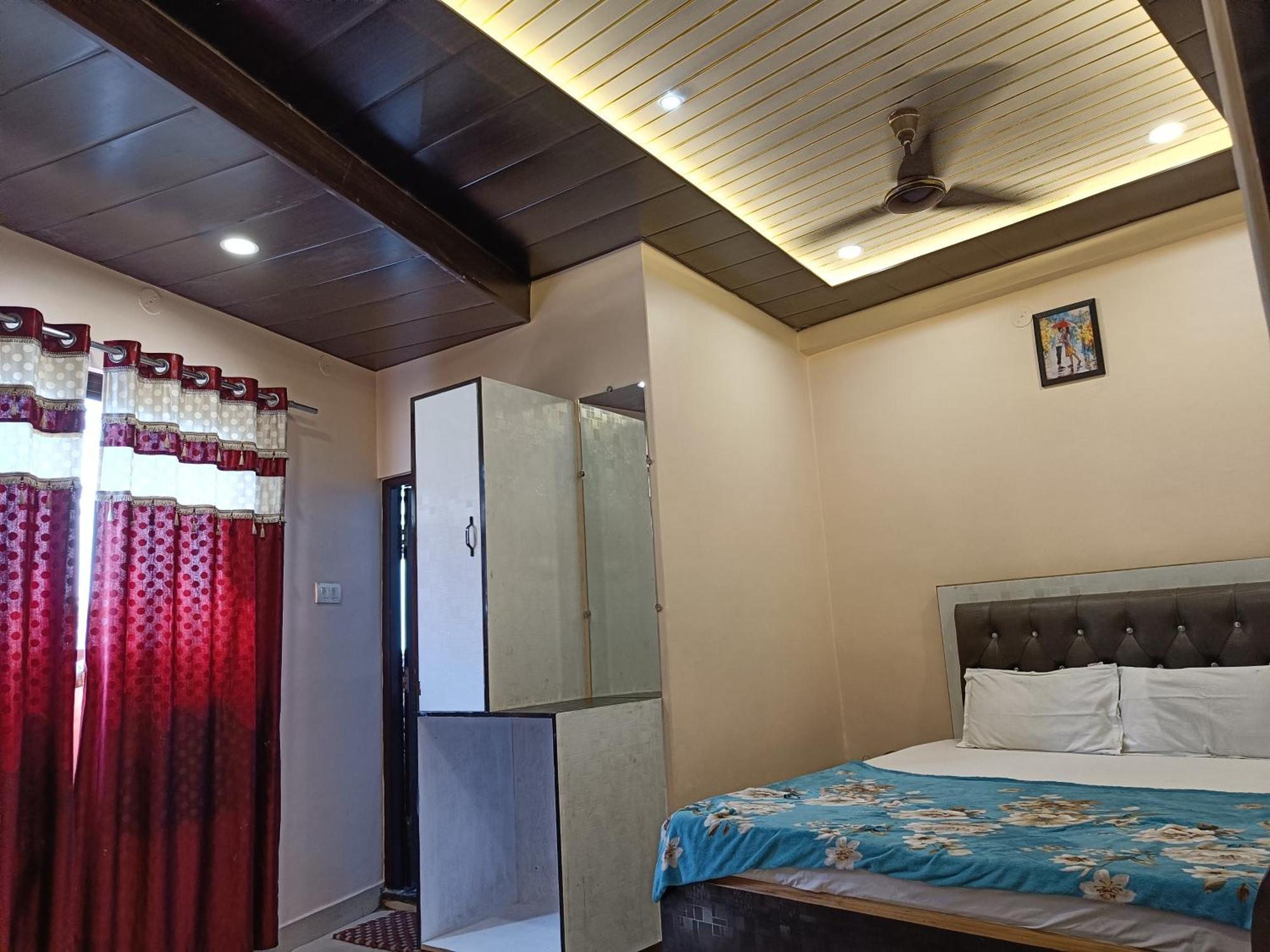 Pragya International Hotel Varanasi Luaran gambar
